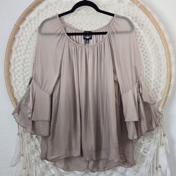Le Marais Silk Chiffon Fairycore Ethereal Balletcore Ombre Bell Sleeve Top M - Picture 9 of 9